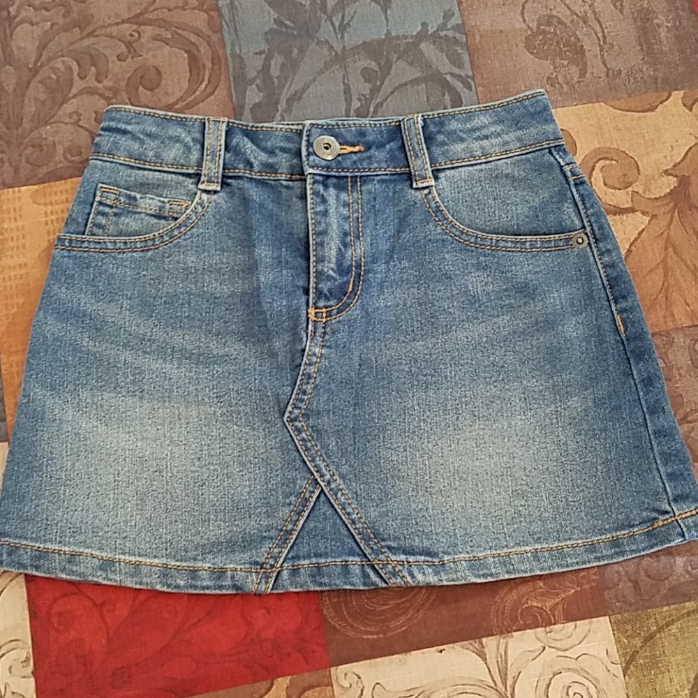 Girl's denim skirt NWOT